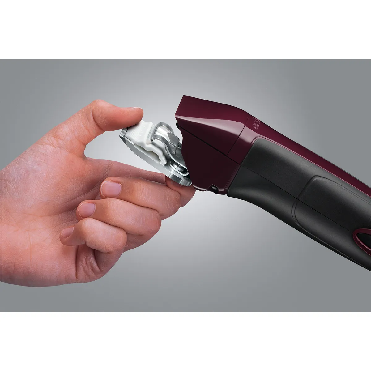 Andis Excel 5-Speed+ Professional Detachable Blade Clipper - Image 6